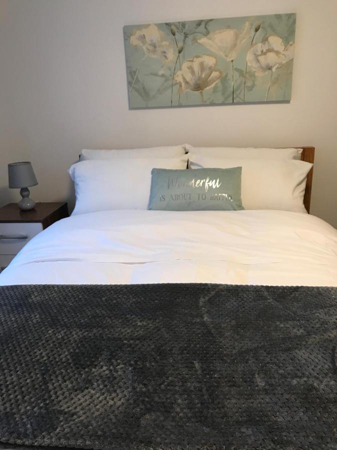 2 Bedroom Apartment Plymouth Eksteriør billede