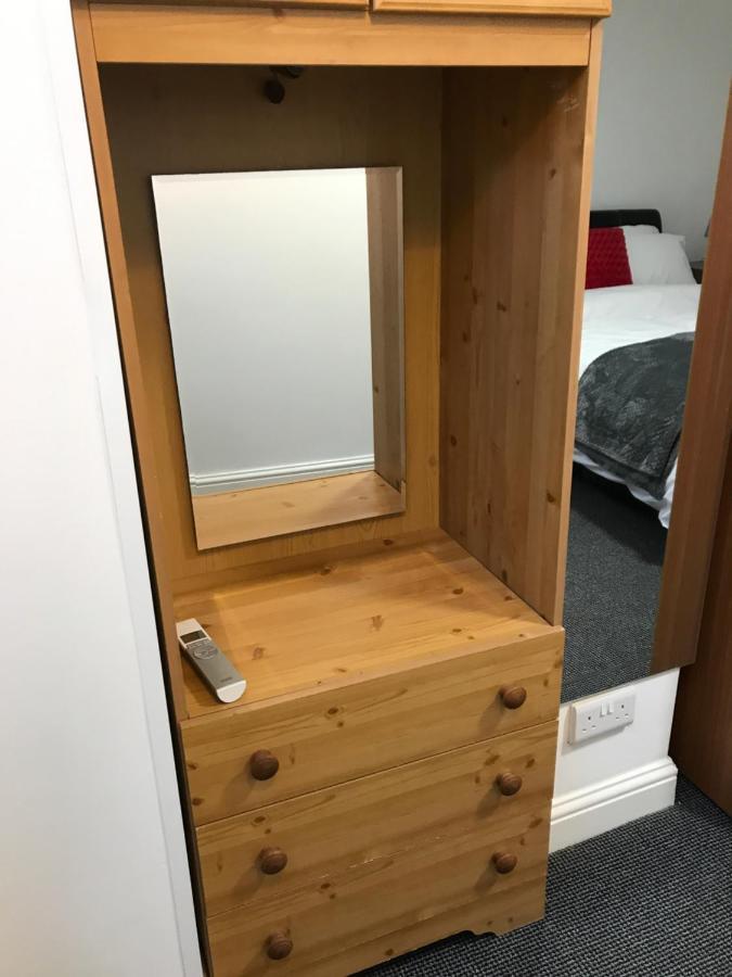 2 Bedroom Apartment Plymouth Eksteriør billede