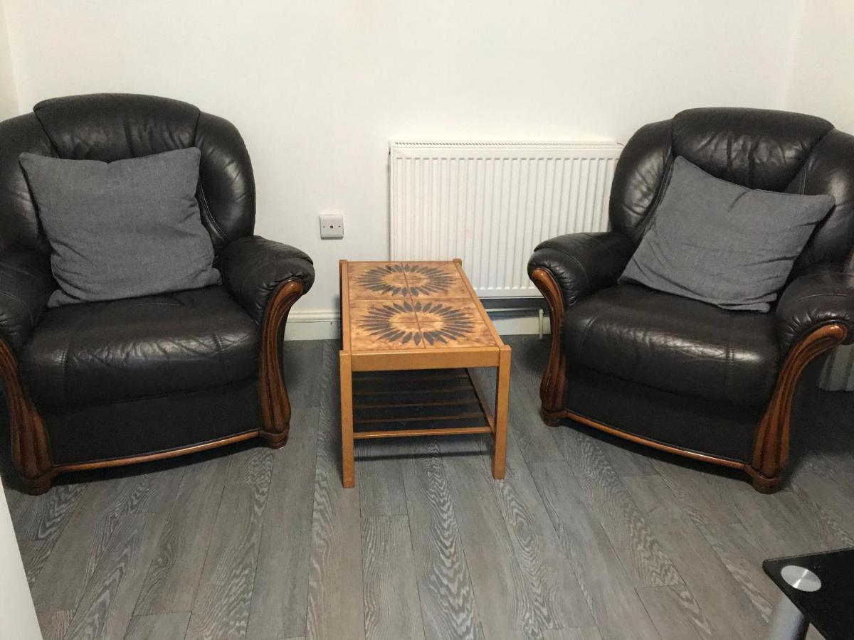 2 Bedroom Apartment Plymouth Eksteriør billede