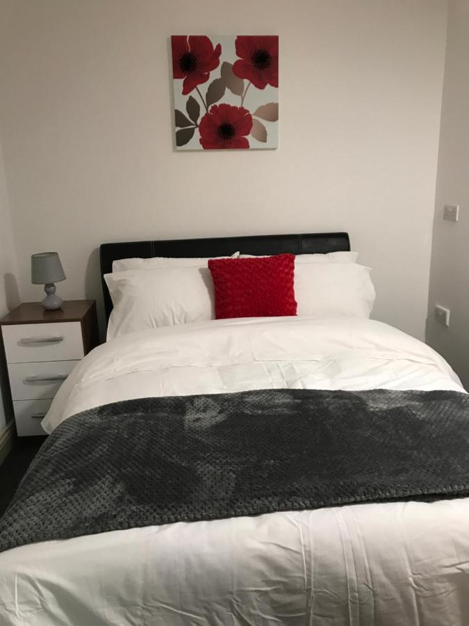 2 Bedroom Apartment Plymouth Eksteriør billede